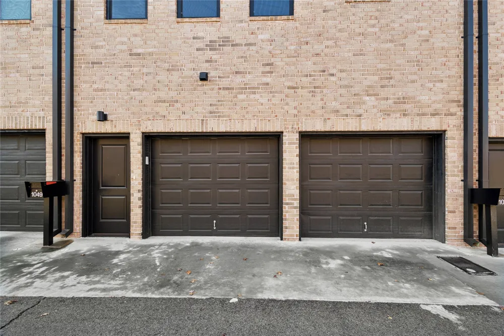 1049 E 8th Street Tulsa, OK 74120