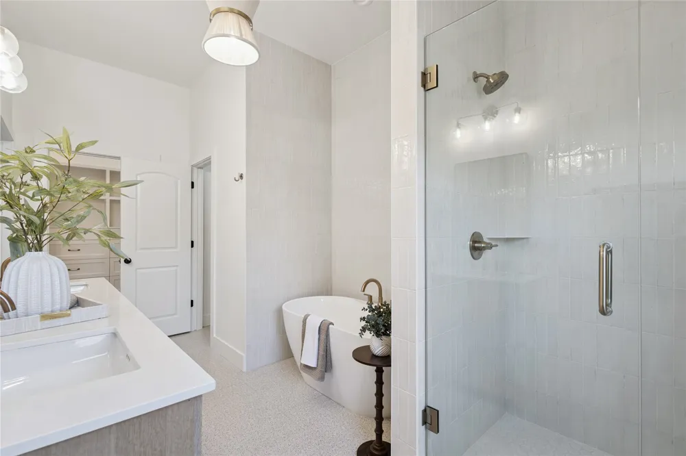 1049 E 8th Street Tulsa, OK 74120