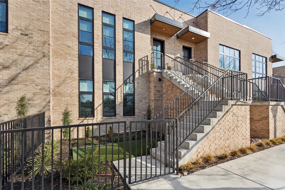 1049 E 8th Street Tulsa, OK 74120