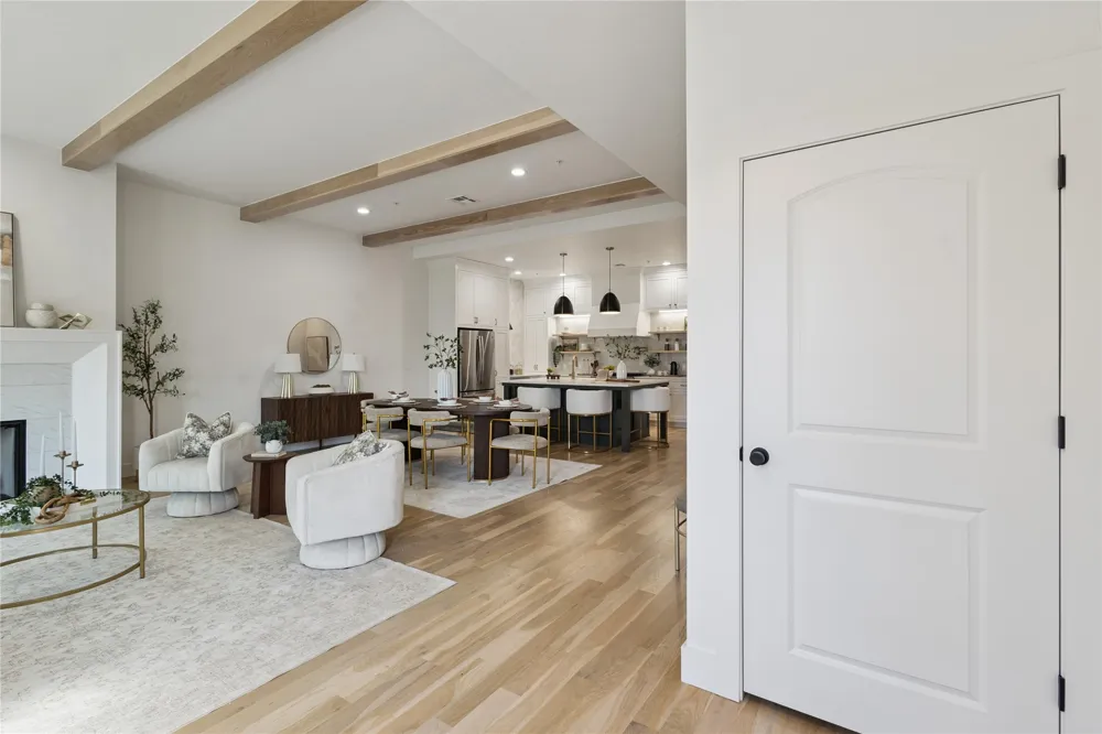 1049 E 8th Street Tulsa, OK 74120