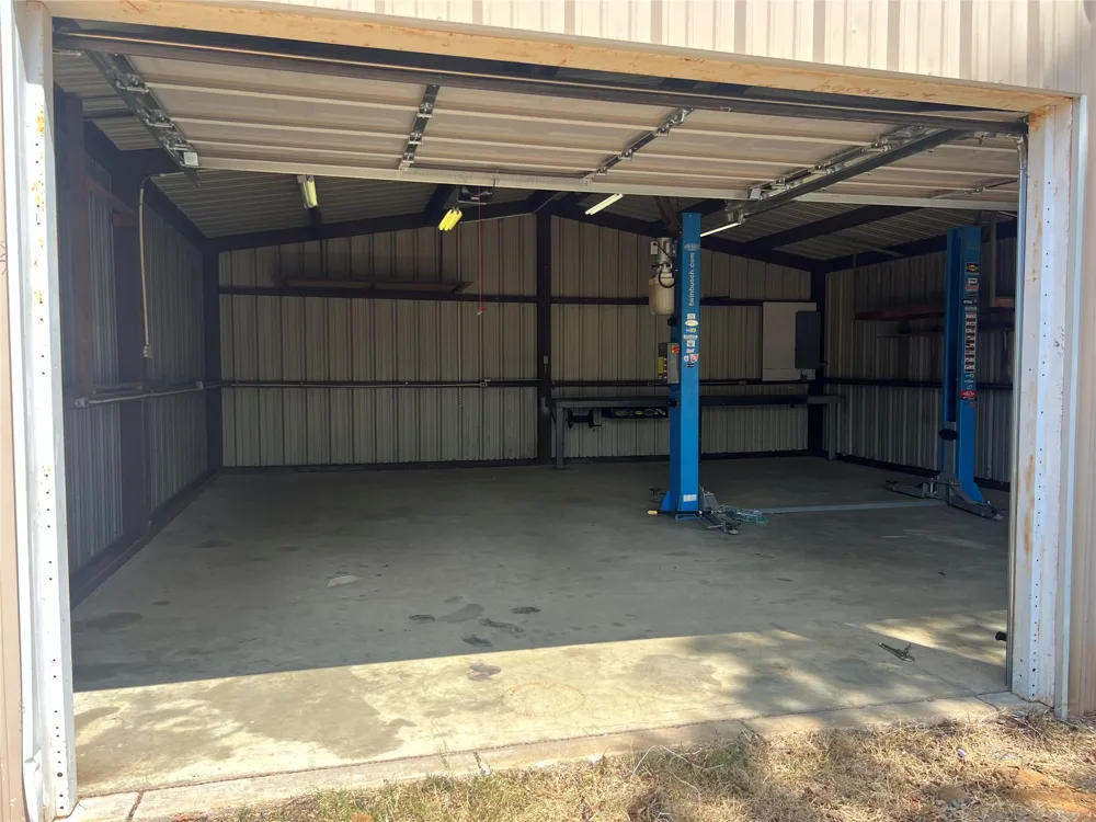 903 S 3rd Street Calera, OK 74730