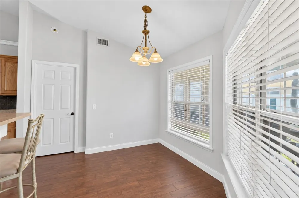 304 BENTLEY OAKS BOULEVARD Auburndale, FL 33823