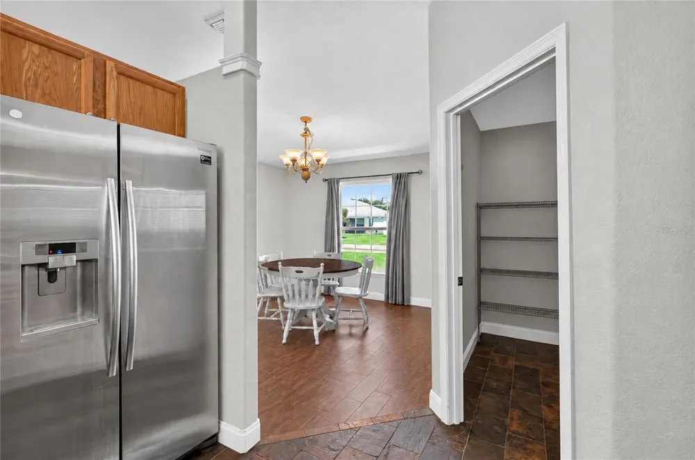 304 BENTLEY OAKS BOULEVARD Auburndale, FL 33823