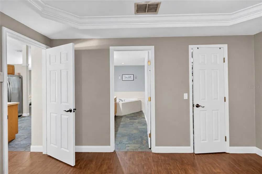 304 BENTLEY OAKS BOULEVARD Auburndale, FL 33823