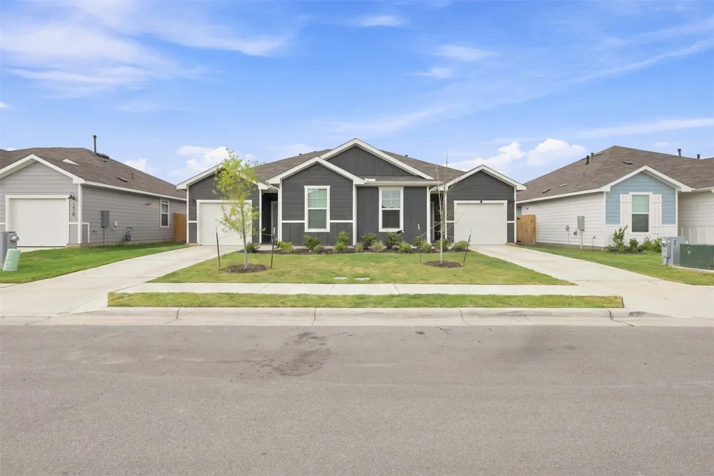 130 Harrison Crossing Uhland, TX 78640