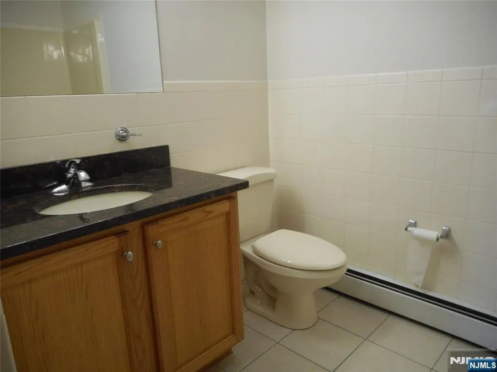 165 River Road 165 Clifton, NJ 07014