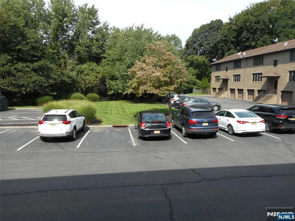 165 River Road 165 Clifton, NJ 07014