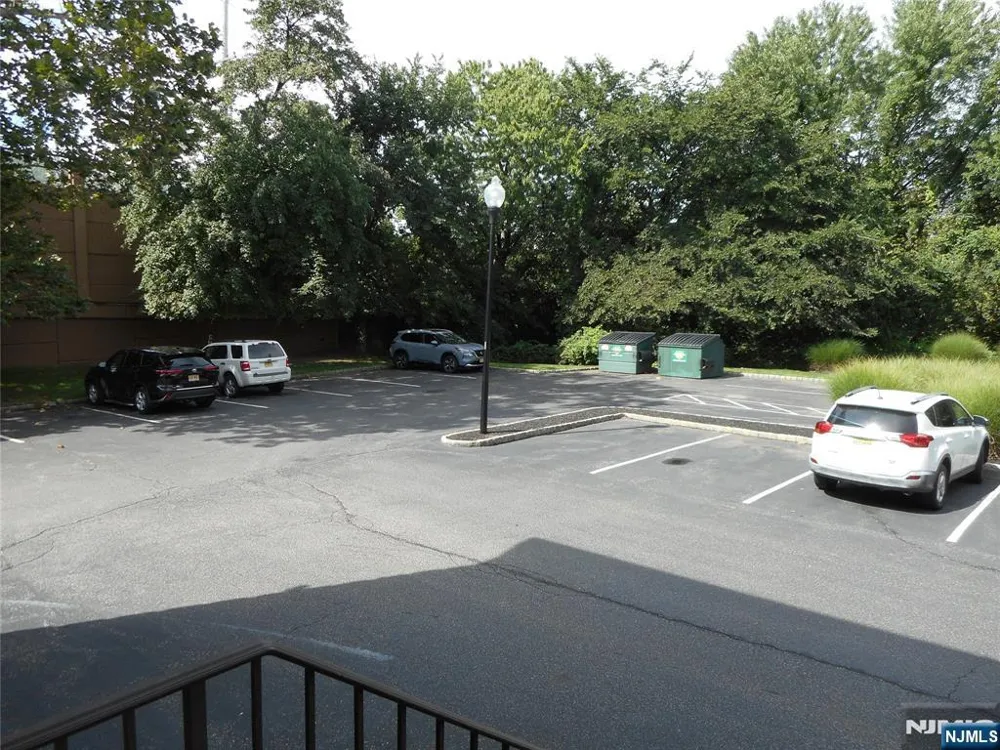 165 River Road 165 Clifton, NJ 07014