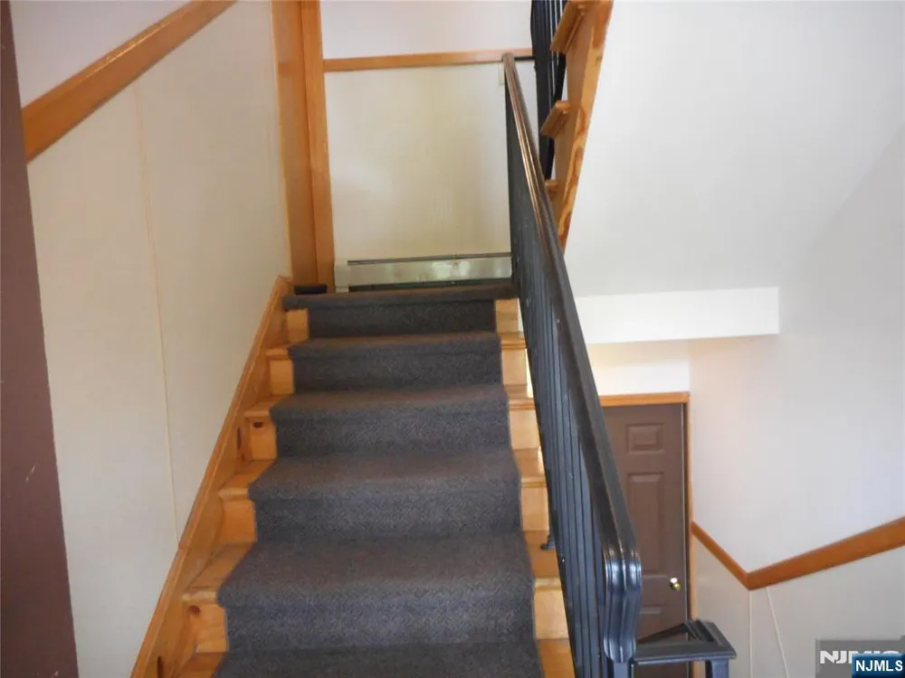 165 River Road 165 Clifton, NJ 07014