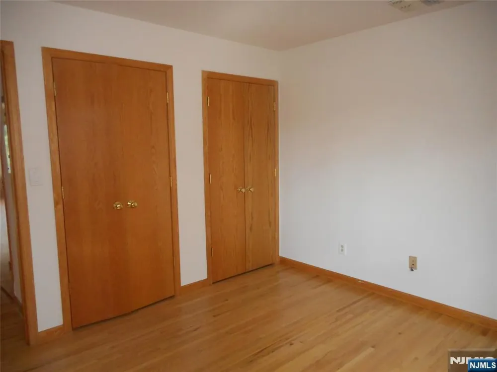 165 River Road 165 Clifton, NJ 07014