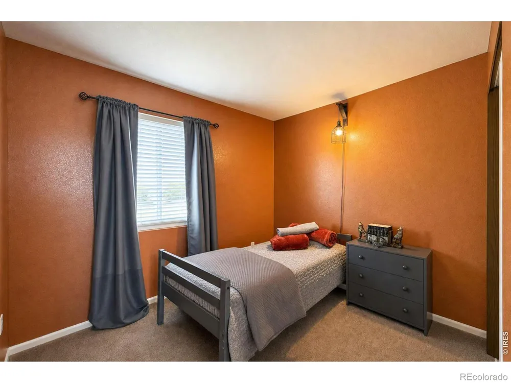 1421 Rustic Drive Longmont, CO 80504