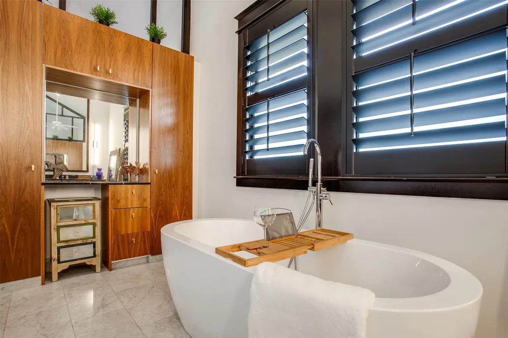 1038 Kings Highway #1 Dallas, TX 75208