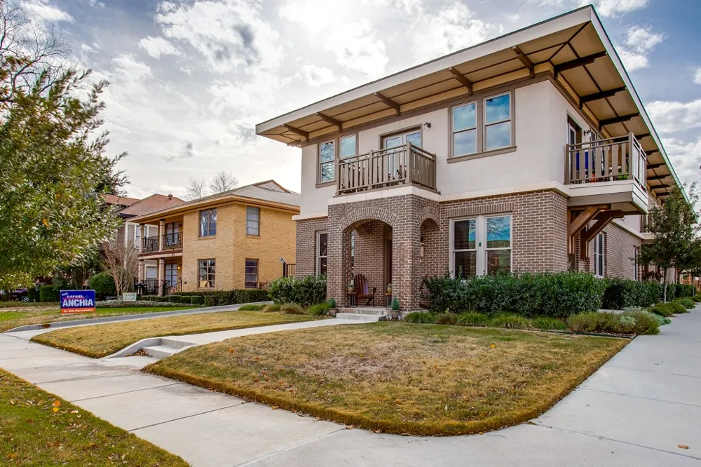 1038 Kings Highway #1 Dallas, TX 75208