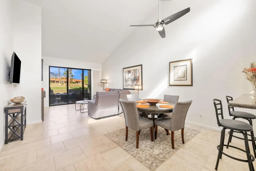 38435 Plumosa Circle Palm Desert, CA 92211