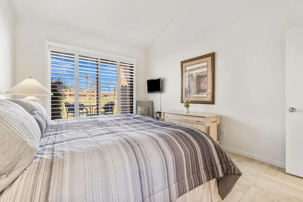 38435 Plumosa Circle Palm Desert, CA 92211