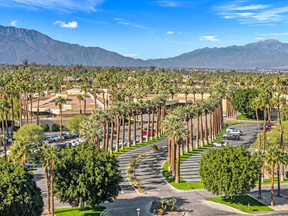 38435 Plumosa Circle Palm Desert, CA 92211