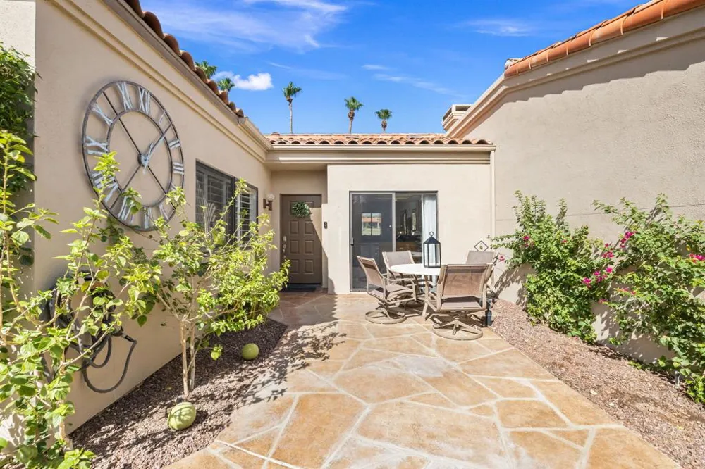 38435 Plumosa Circle Palm Desert, CA 92211