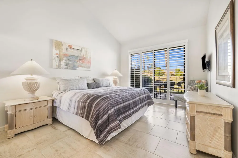 38435 Plumosa Circle Palm Desert, CA 92211