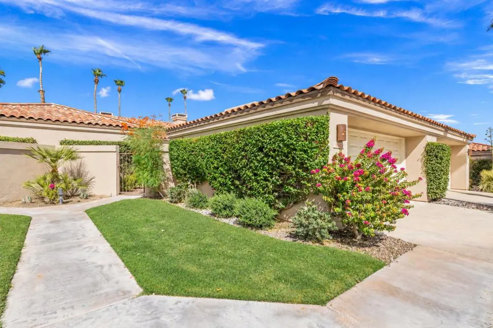 38435 Plumosa Circle Palm Desert, CA 92211