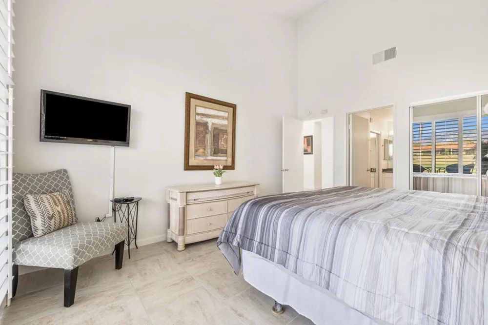 38435 Plumosa Circle Palm Desert, CA 92211