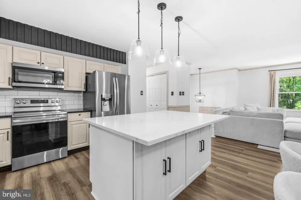 6570 TIP HILL DRIVE La Plata, MD 20646