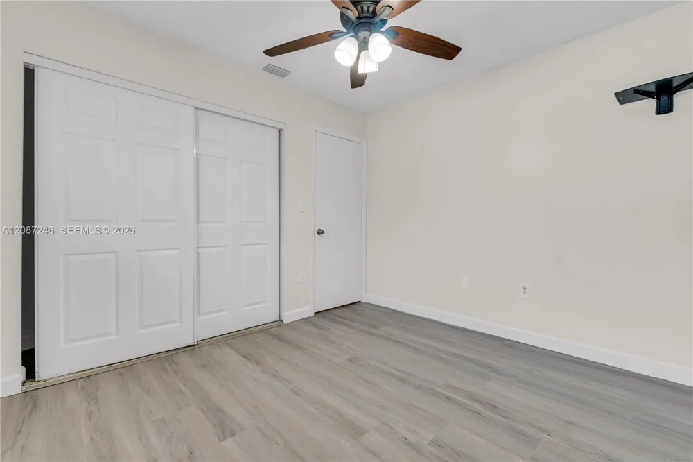 7878 W 29th Ln #202-20 Hialeah, FL 33018