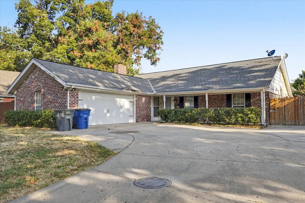 2005 E 52nd Street Tulsa, OK 74105