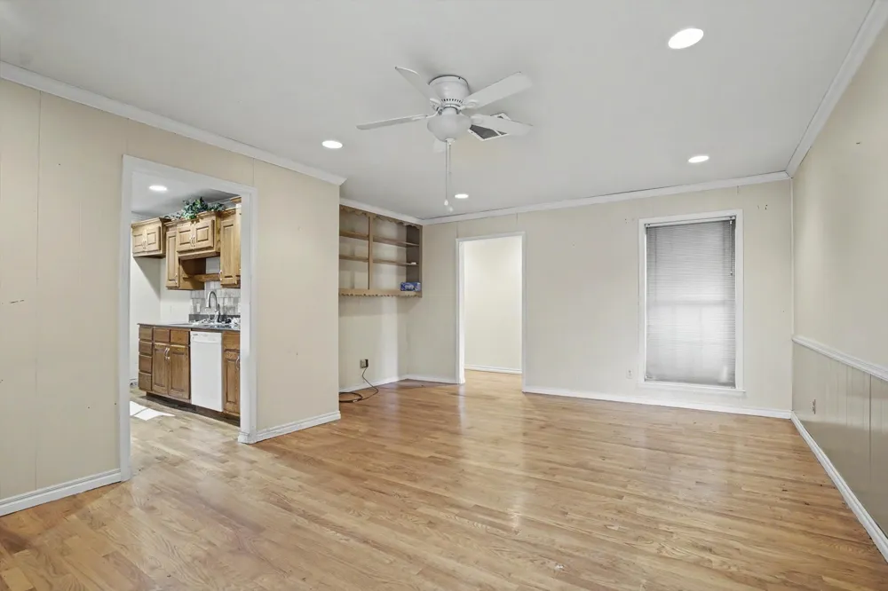 2005 E 52nd Street Tulsa, OK 74105