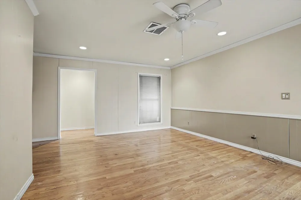 2005 E 52nd Street Tulsa, OK 74105