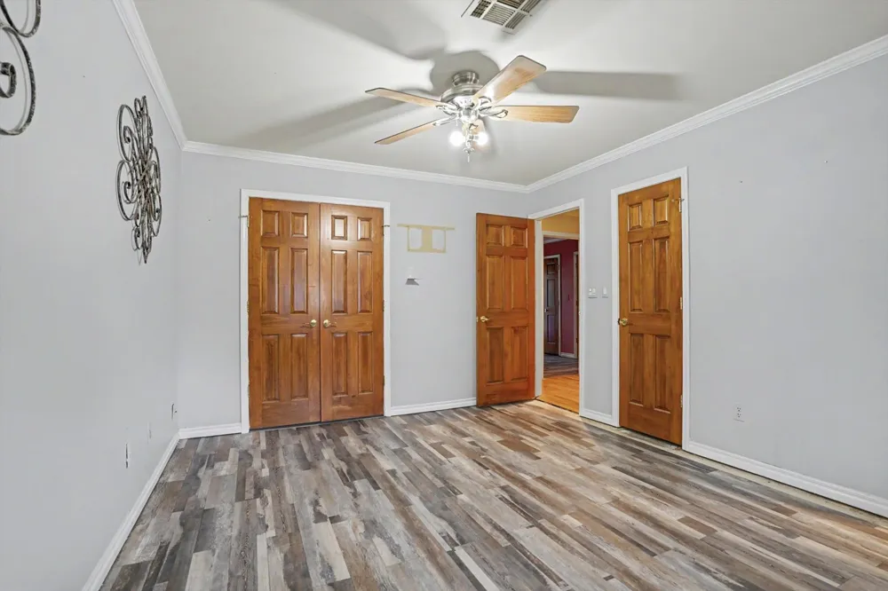 2005 E 52nd Street Tulsa, OK 74105