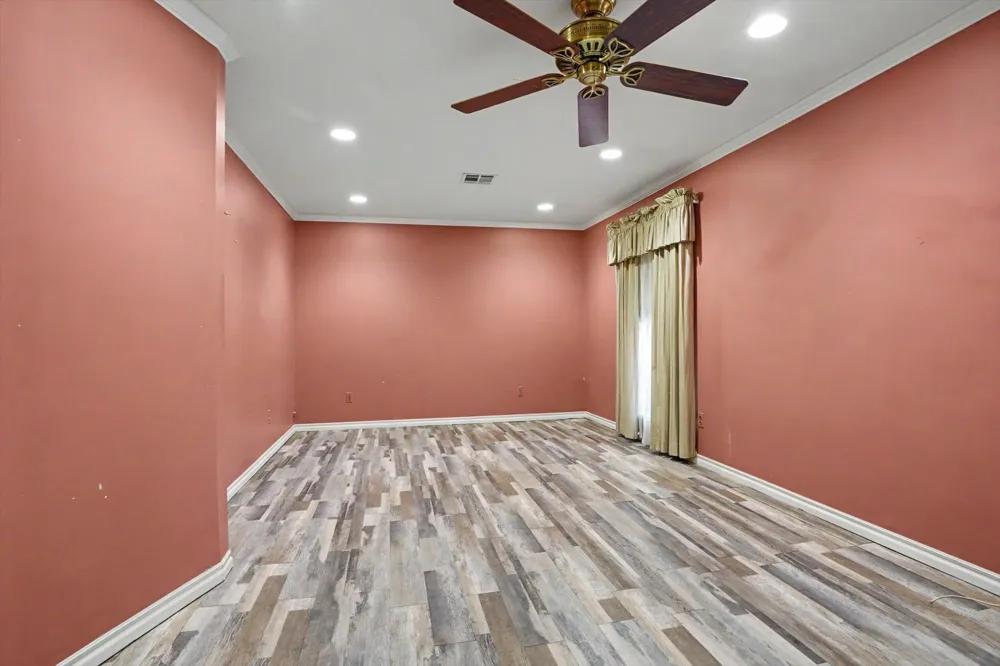 2005 E 52nd Street Tulsa, OK 74105