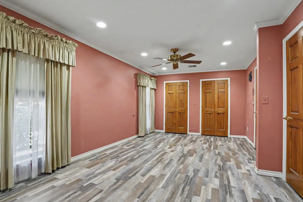2005 E 52nd Street Tulsa, OK 74105