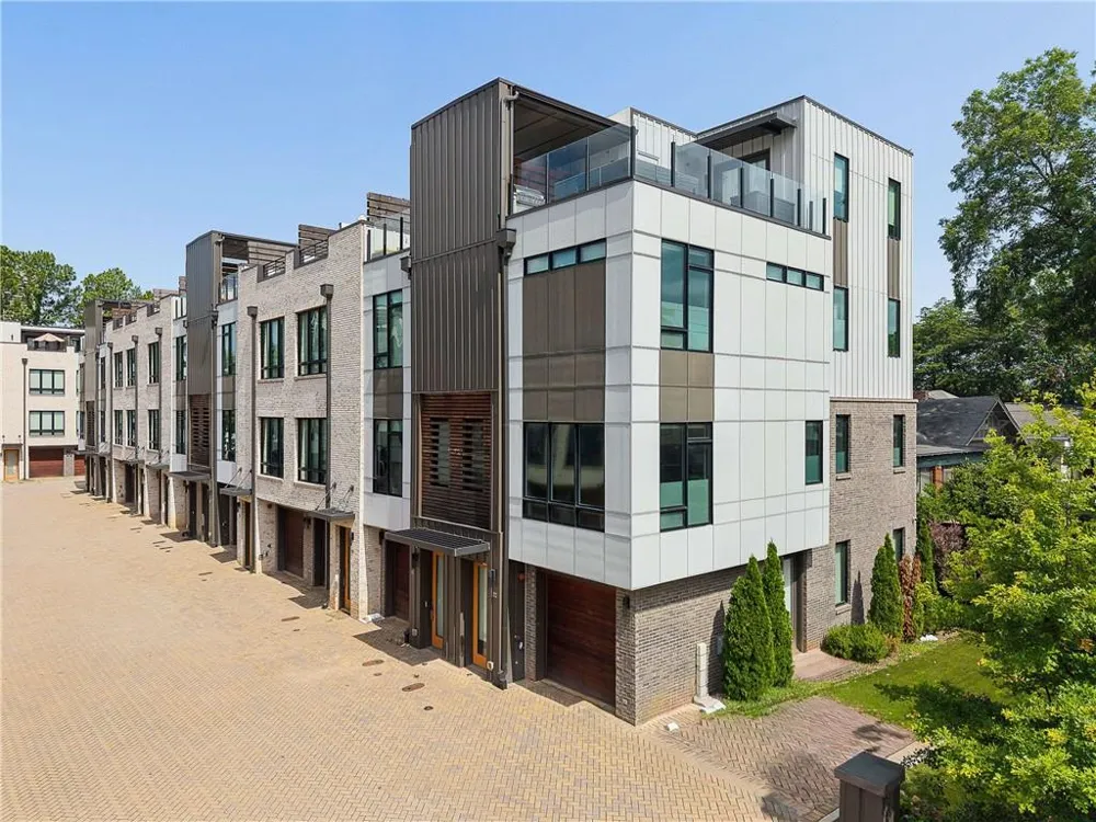 102 City View Court NE Atlanta, GA 30308