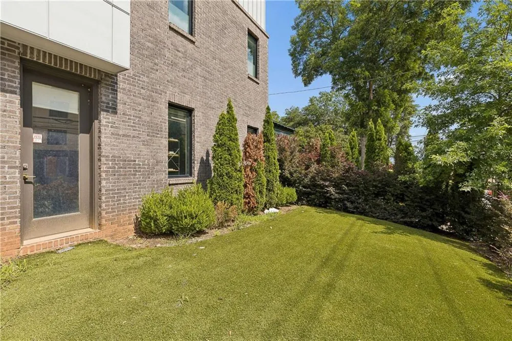 102 City View Court NE Atlanta, GA 30308