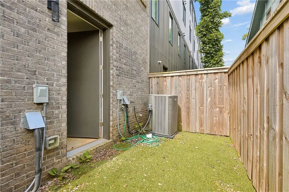 102 City View Court NE Atlanta, GA 30308