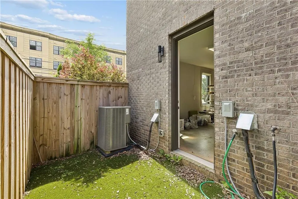 102 City View Court NE Atlanta, GA 30308
