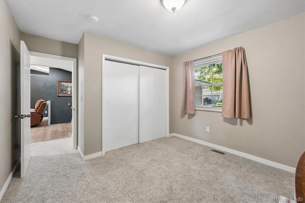 12044 E Maple Avenue Aurora, CO 80012