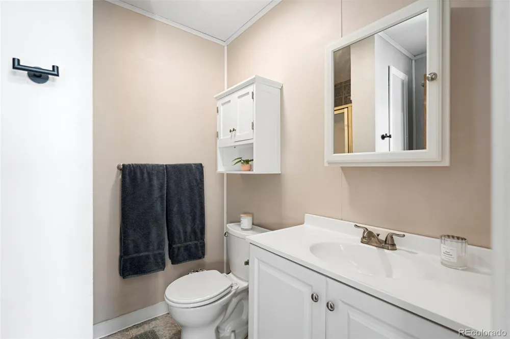 17591 E Temple Drive Aurora, CO 80015