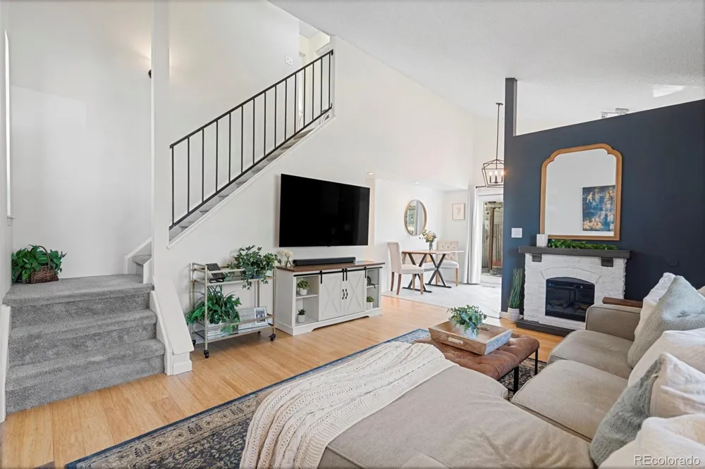 17591 E Temple Drive Aurora, CO 80015