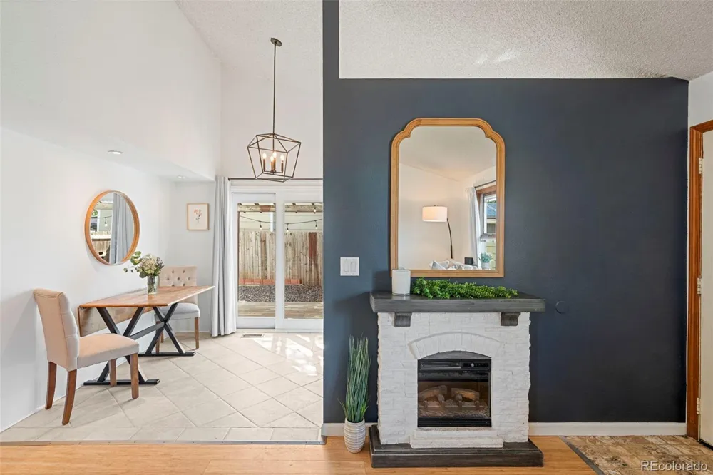 17591 E Temple Drive Aurora, CO 80015