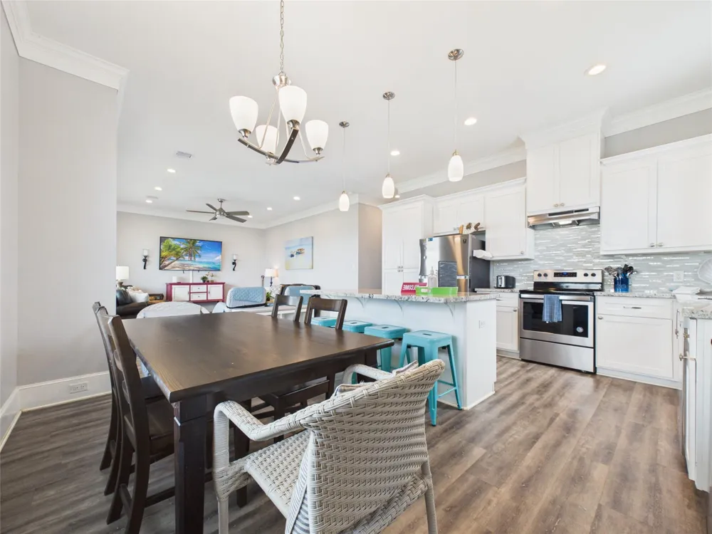 25011 Sausalito Drive Galveston, TX 77554
