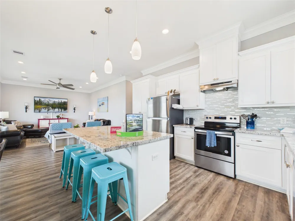 25011 Sausalito Drive Galveston, TX 77554
