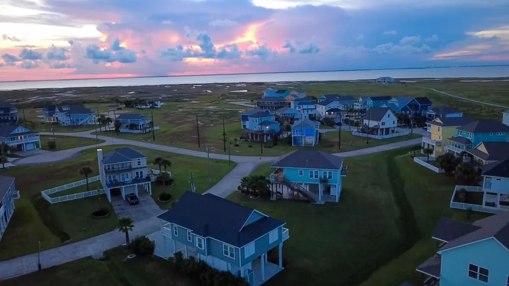 25011 Sausalito Drive Galveston, TX 77554