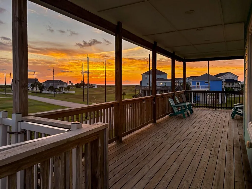 25011 Sausalito Drive Galveston, TX 77554