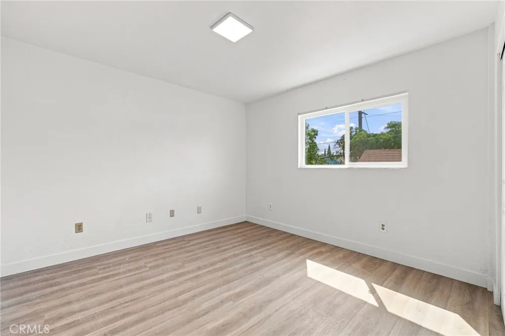 1613 E 6th Street #B Long Beach, CA 90802