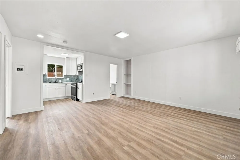 1613 E 6th Street #B Long Beach, CA 90802