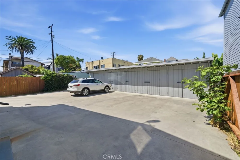 1613 E 6th #A Long Beach, CA 90802