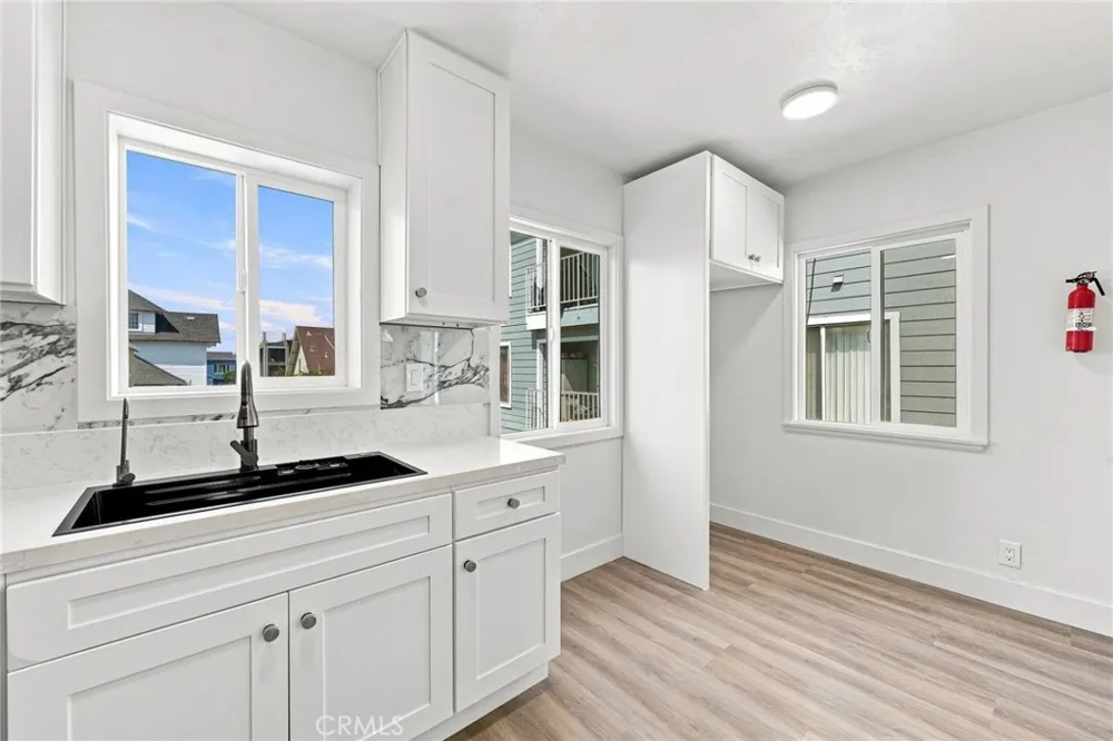 1613 E 6th #A Long Beach, CA 90802
