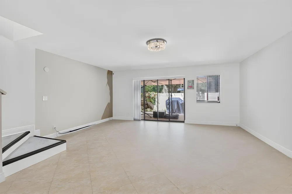 1330 NW 13TH STREET #16 Boca Raton, FL 33486