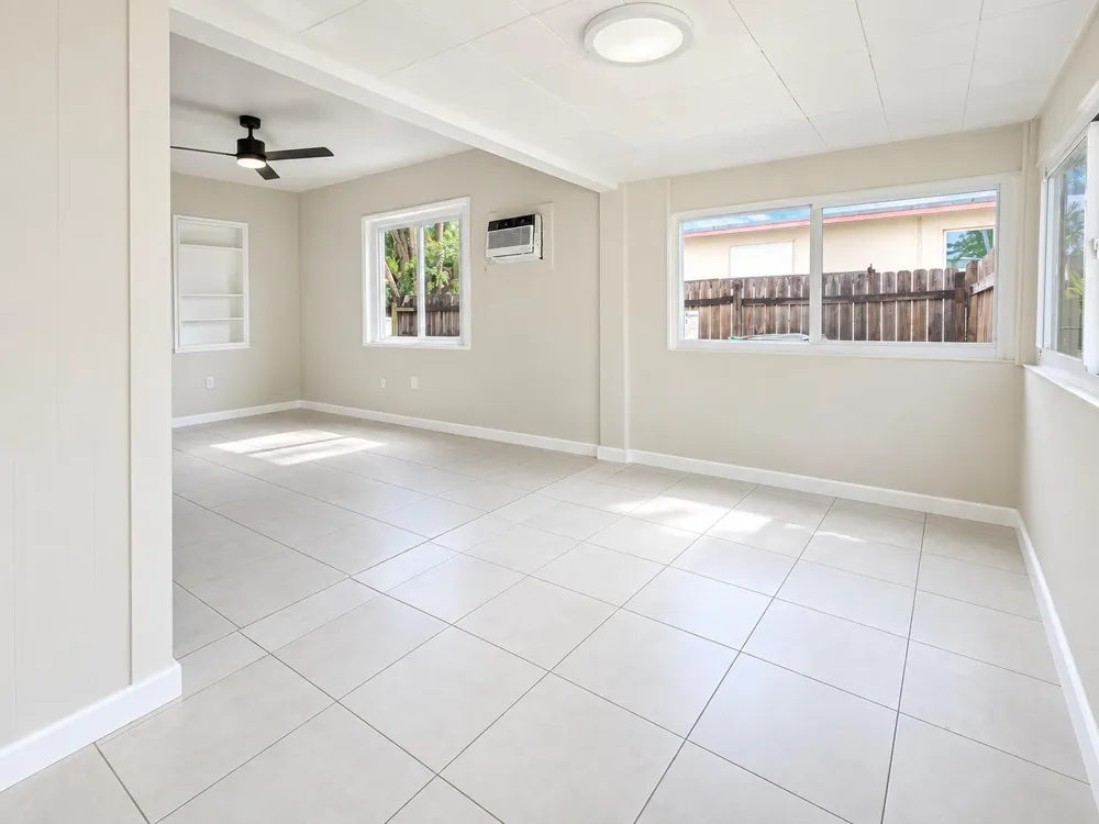 43 SW 11TH STREET #Unit W Dania Beach, FL 33004
